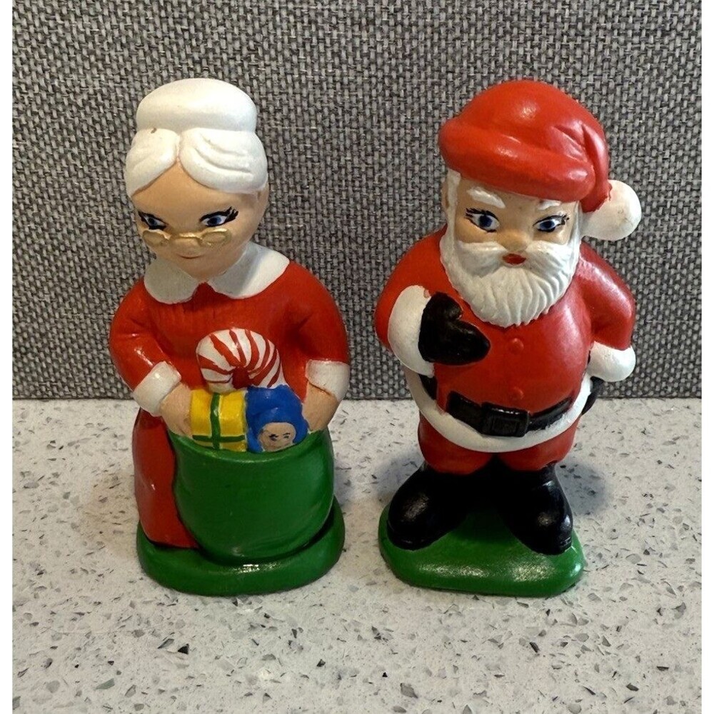 Vintage Ceramic Mr & Mrs Santa Claus Figurine's 4” Set Hand Painted Christmas